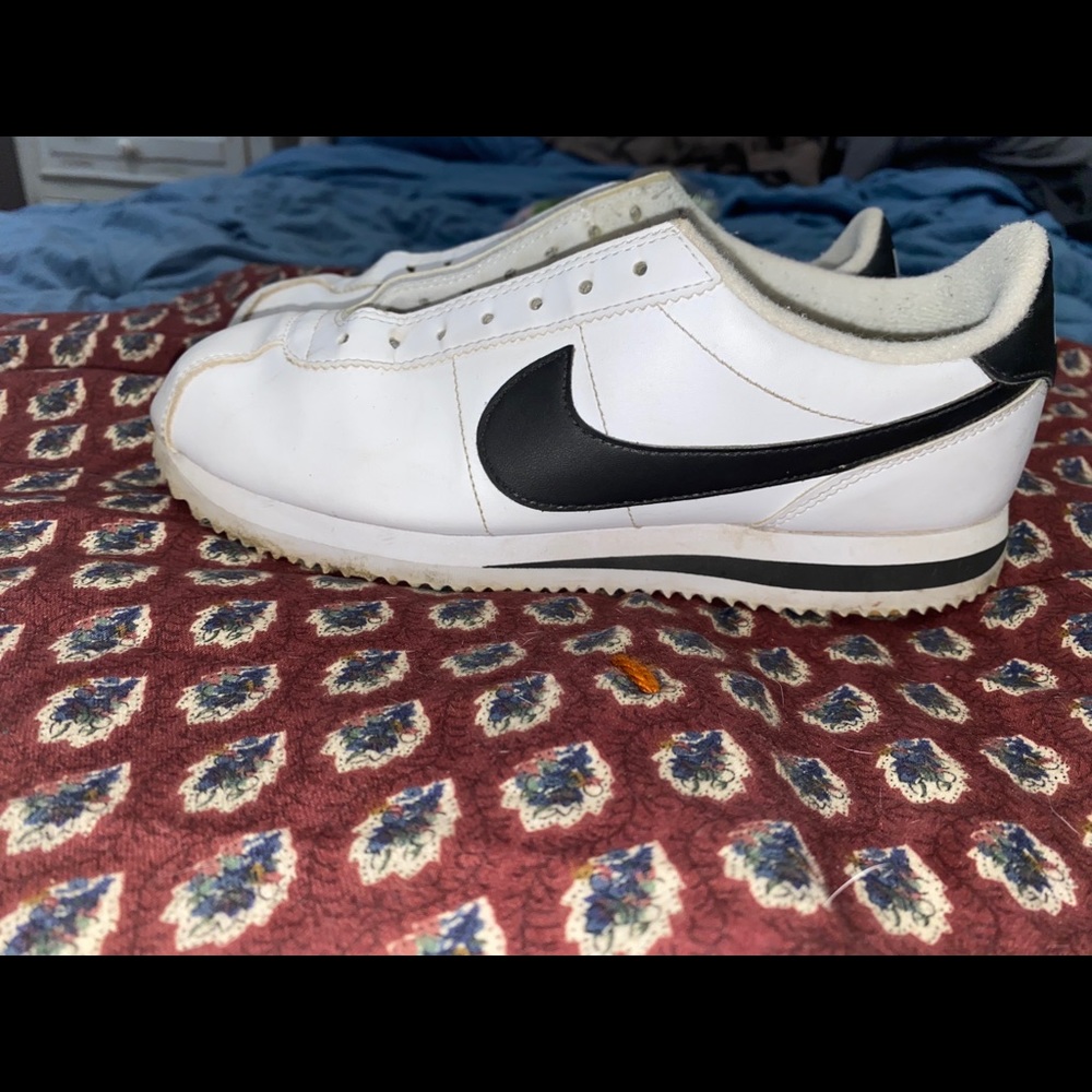 vintage nike shoes
